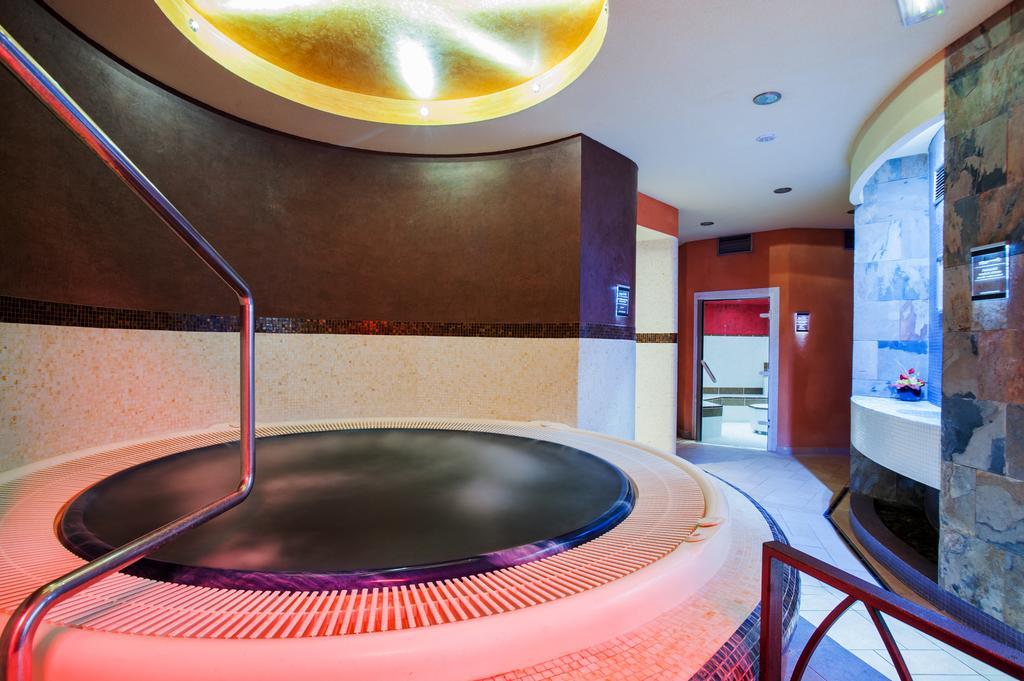 Hotel Magnus Trenčín Extérieur photo