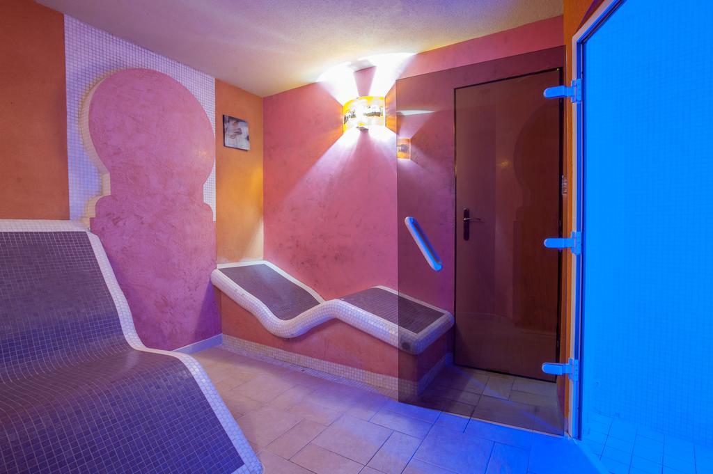 Hotel Magnus Trenčín Extérieur photo